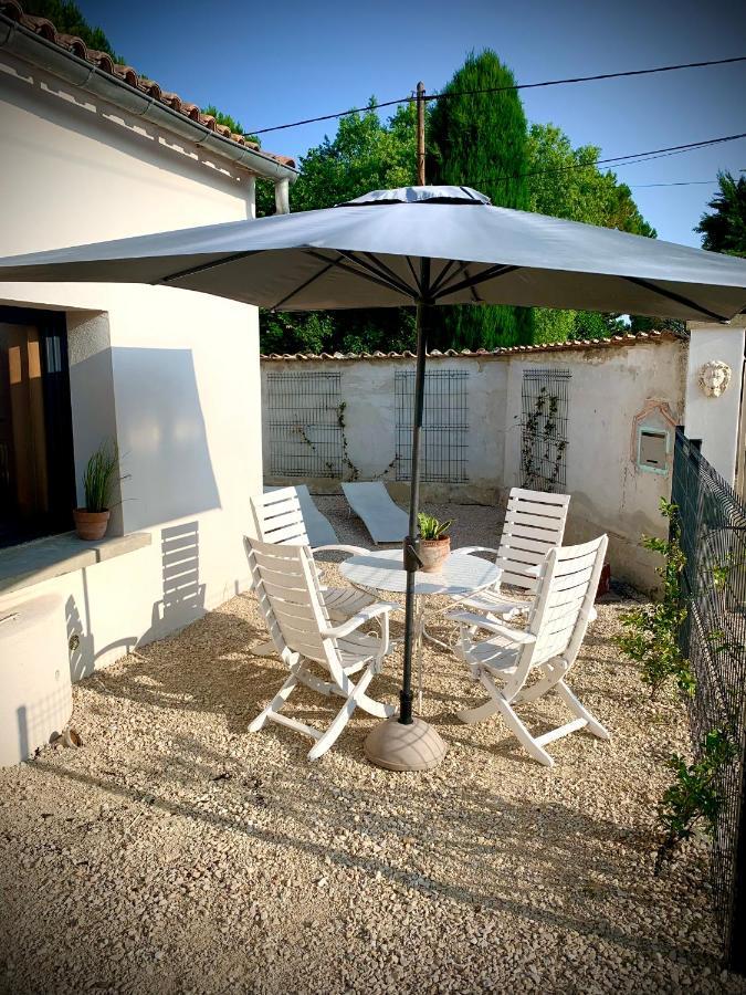 Vila Viva La Vida Entraigues-sur-la-Sorgue Exteriér fotografie